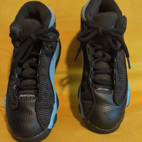 13 Retro Air Jordan Kids Sneakers in Black and Blue 13c - Picture 2 of 7